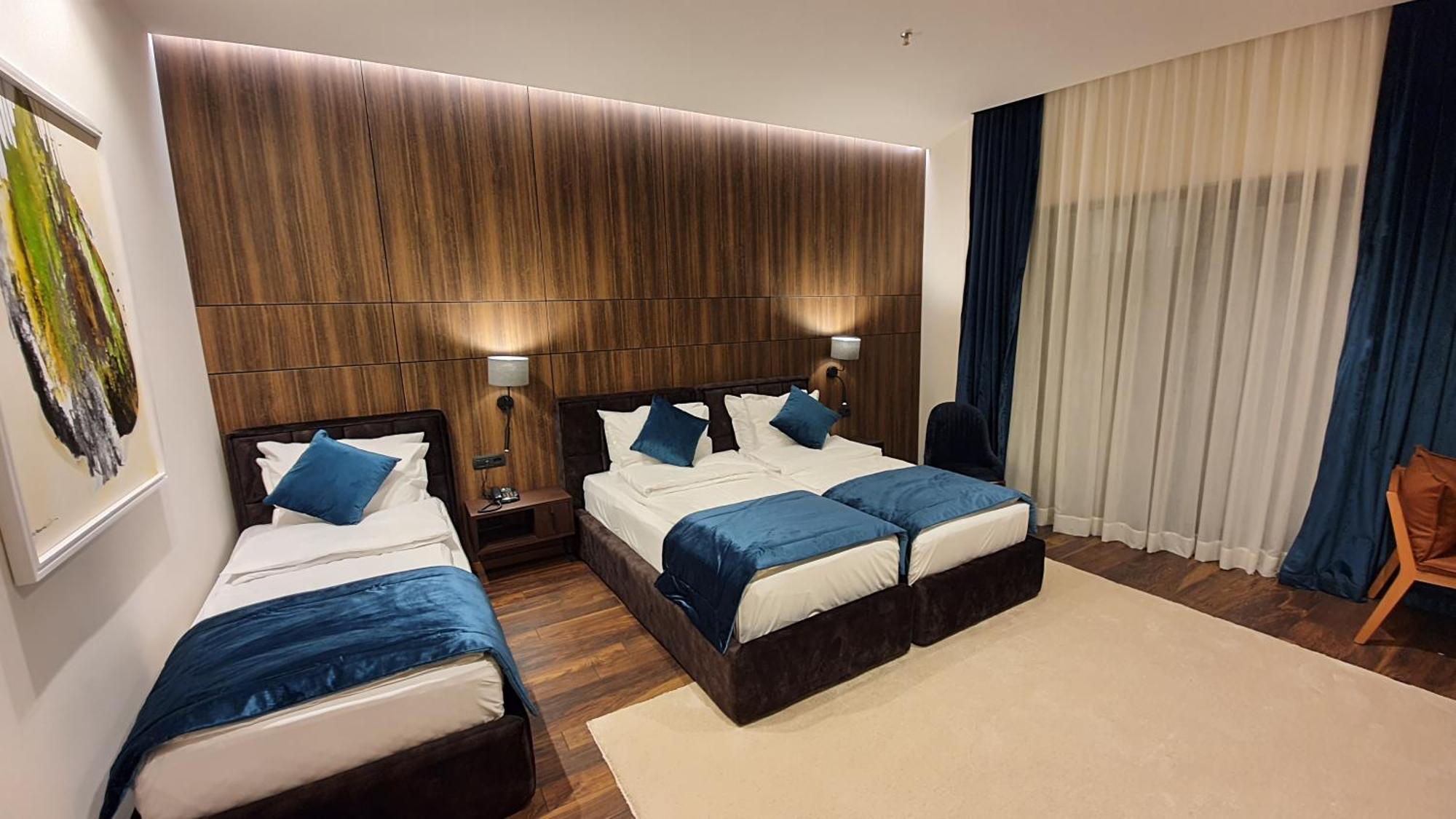 Premium Park Hotel Prizren Oda fotoğraf