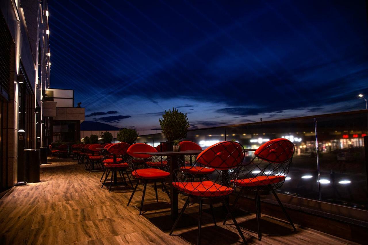 Premium Park Hotel Prizren Dış mekan fotoğraf